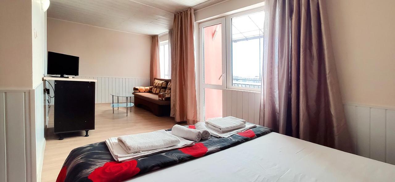 Sineva Guest House 라브다 외부 사진