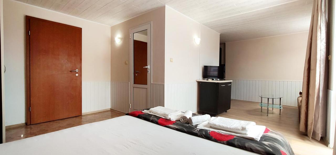 Sineva Guest House 라브다 외부 사진