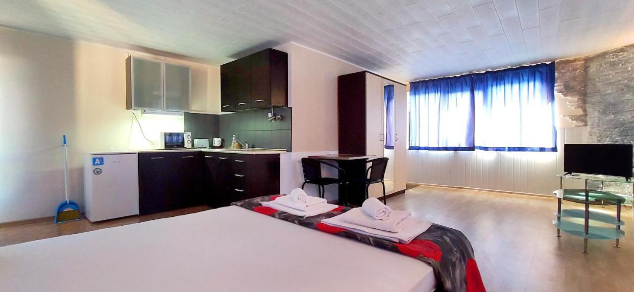 Sineva Guest House 라브다 외부 사진